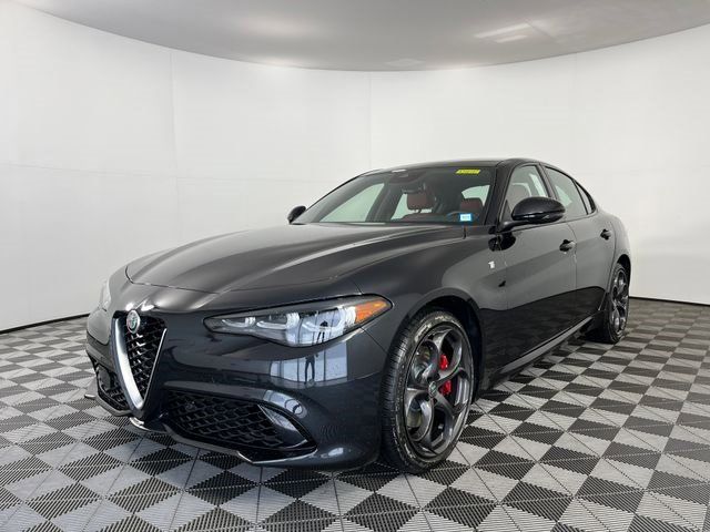 2024 Alfa Romeo Giulia Ti