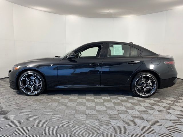 2024 Alfa Romeo Giulia Ti