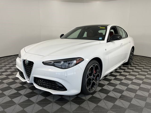 2024 Alfa Romeo Giulia Ti