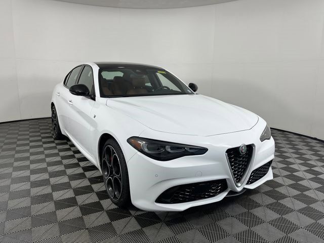 2024 Alfa Romeo Giulia Ti