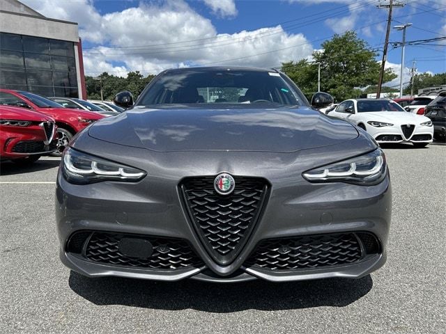 2024 Alfa Romeo Giulia Veloce