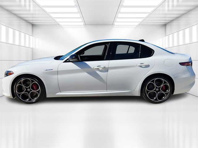 2024 Alfa Romeo Giulia Veloce