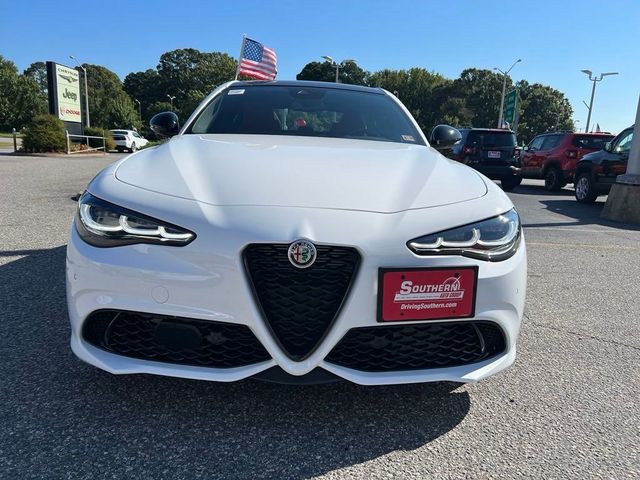 2024 Alfa Romeo Giulia Veloce