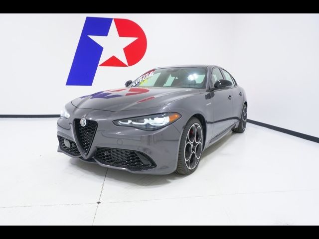 2024 Alfa Romeo Giulia Veloce