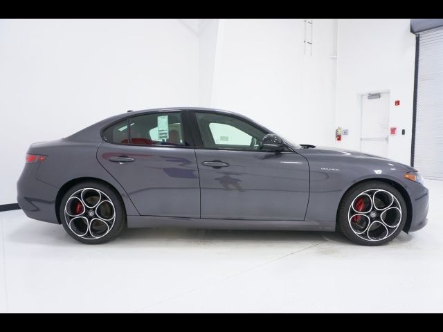 2024 Alfa Romeo Giulia Veloce