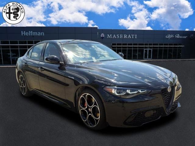 2024 Alfa Romeo Giulia Veloce