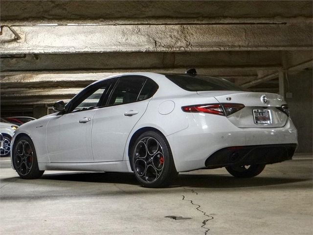 2024 Alfa Romeo Giulia Veloce