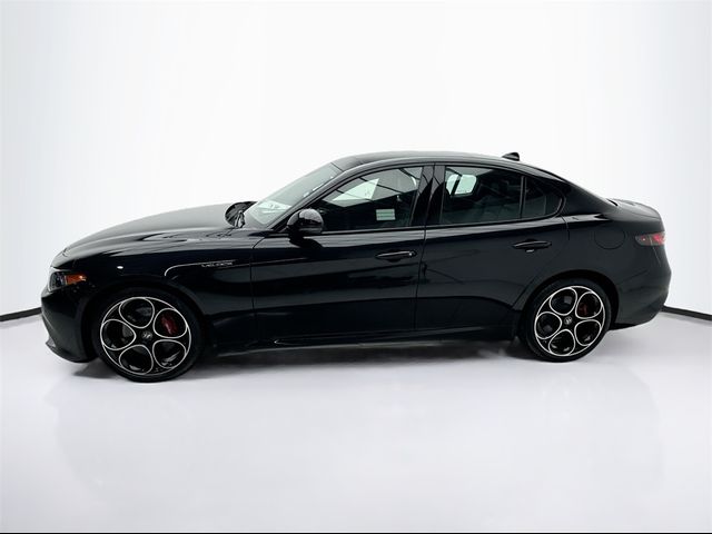 2024 Alfa Romeo Giulia Veloce