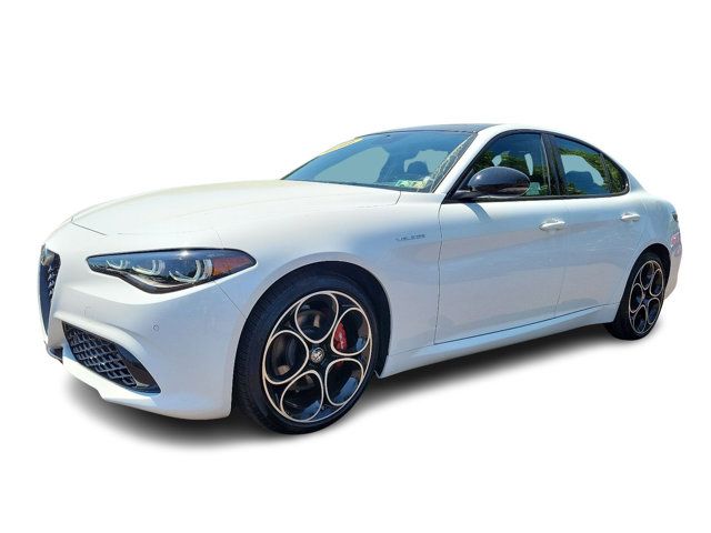 2024 Alfa Romeo Giulia Veloce