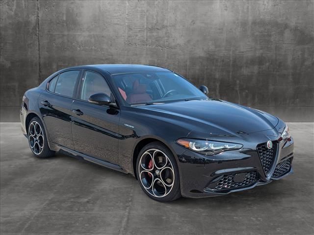 2024 Alfa Romeo Giulia Veloce