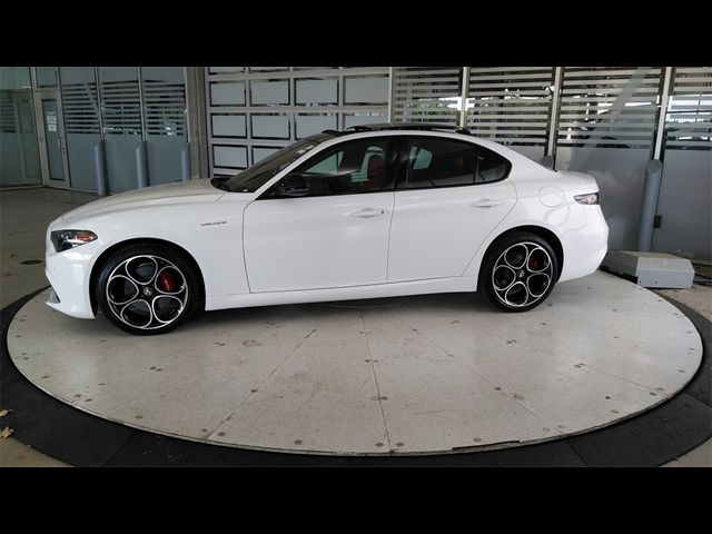 2024 Alfa Romeo Giulia Veloce