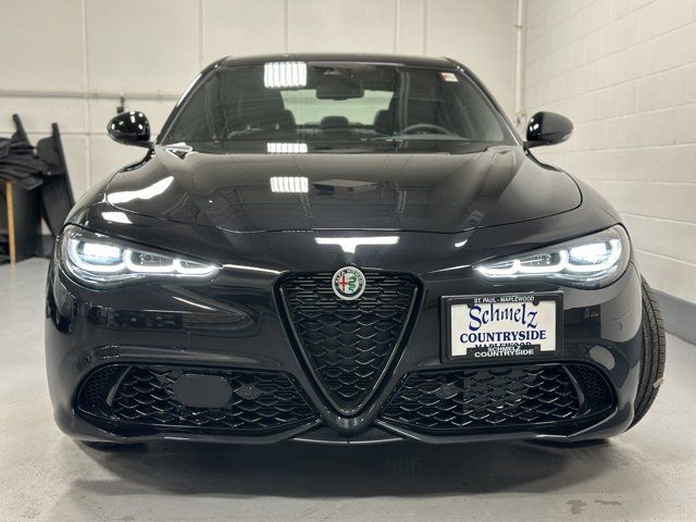 2024 Alfa Romeo Giulia Veloce