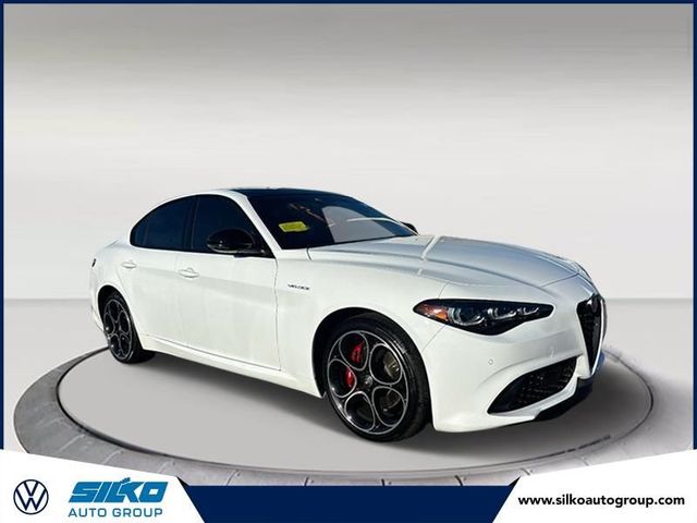 2024 Alfa Romeo Giulia Veloce