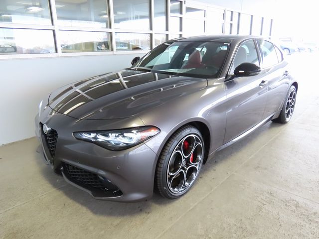 2024 Alfa Romeo Giulia Veloce