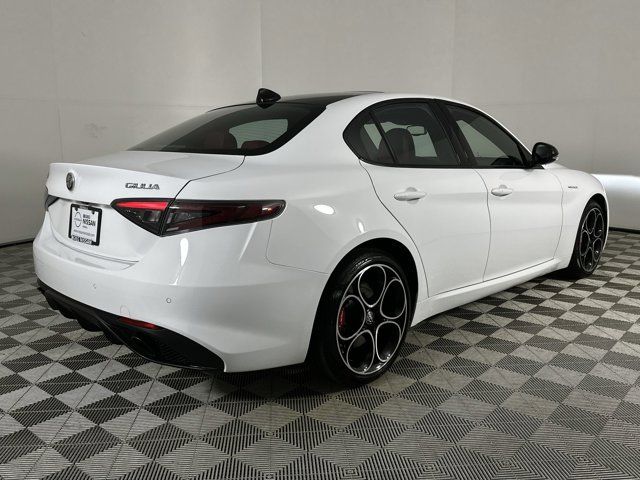 2024 Alfa Romeo Giulia Veloce