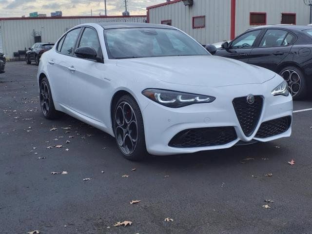 2024 Alfa Romeo Giulia Veloce