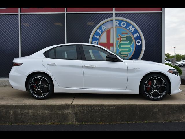 2024 Alfa Romeo Giulia Veloce