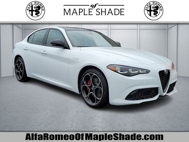 2024 Alfa Romeo Giulia Veloce