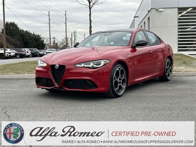 2024 Alfa Romeo Giulia Veloce