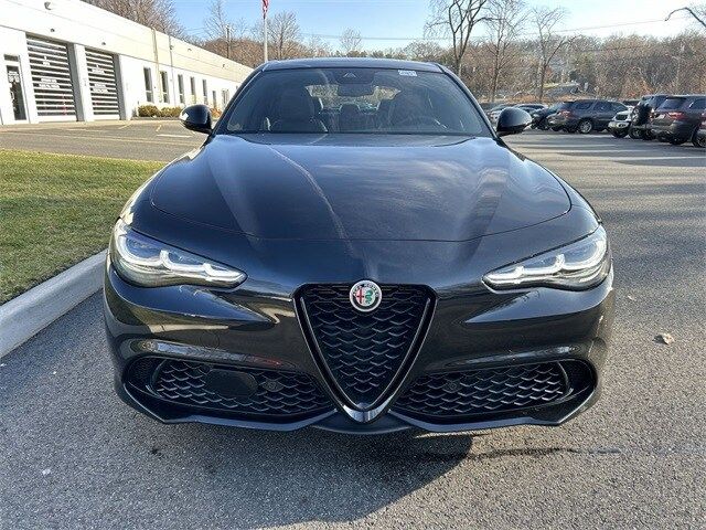 2024 Alfa Romeo Giulia Veloce