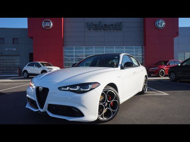 2024 Alfa Romeo Giulia Veloce