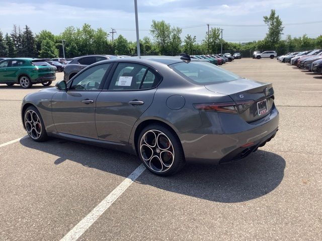 2024 Alfa Romeo Giulia Veloce