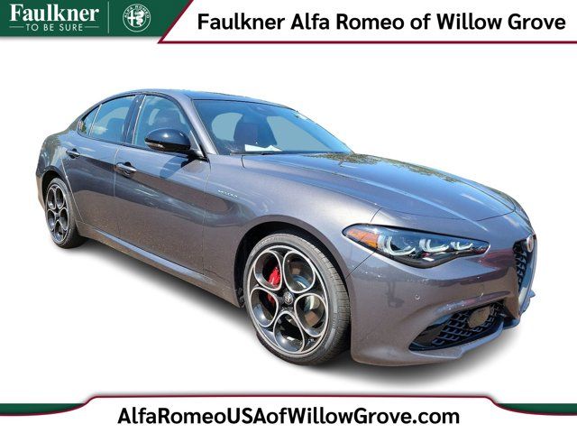 2024 Alfa Romeo Giulia Veloce