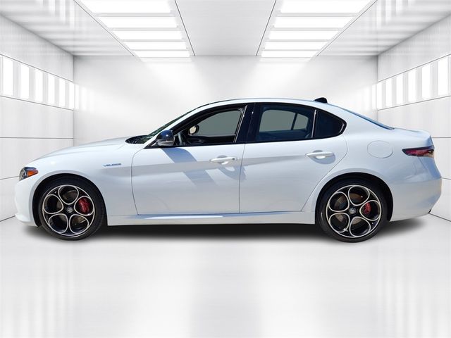 2024 Alfa Romeo Giulia Veloce