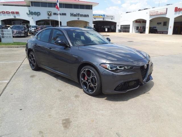 2024 Alfa Romeo Giulia Veloce