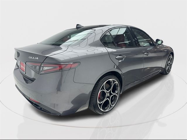 2024 Alfa Romeo Giulia Veloce