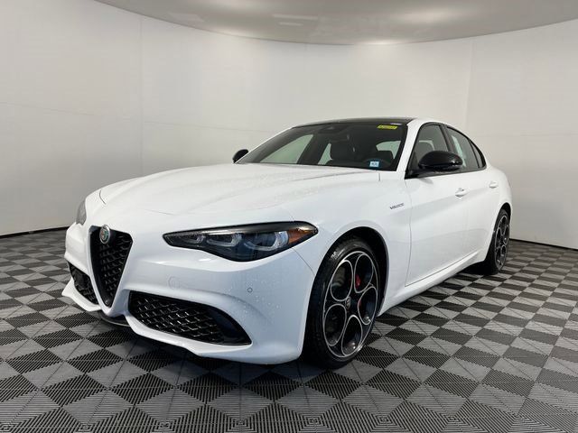 2024 Alfa Romeo Giulia Veloce