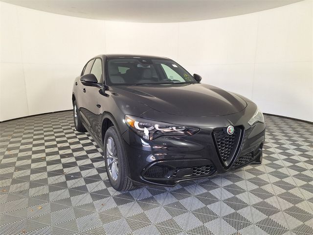 2024 Alfa Romeo Stelvio Sprint