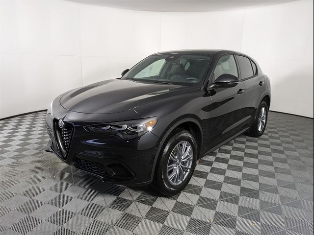 2024 Alfa Romeo Stelvio Sprint