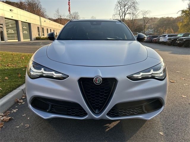 2024 Alfa Romeo Stelvio Competizione