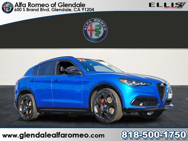 2024 Alfa Romeo Stelvio Competizione