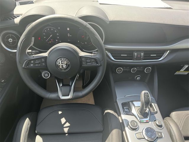 2024 Alfa Romeo Stelvio Veloce