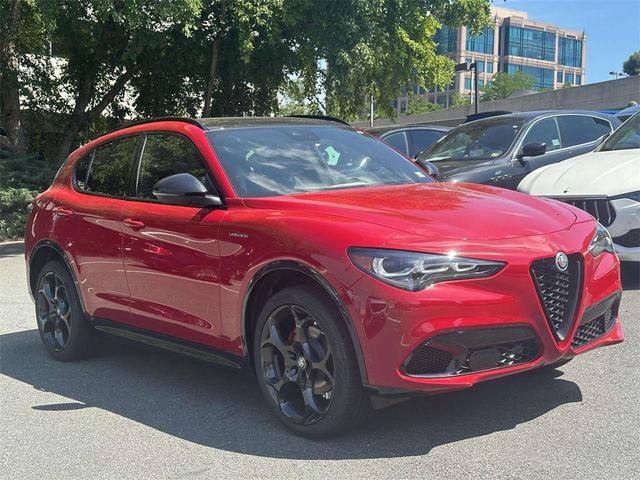 2024 Alfa Romeo Stelvio Veloce