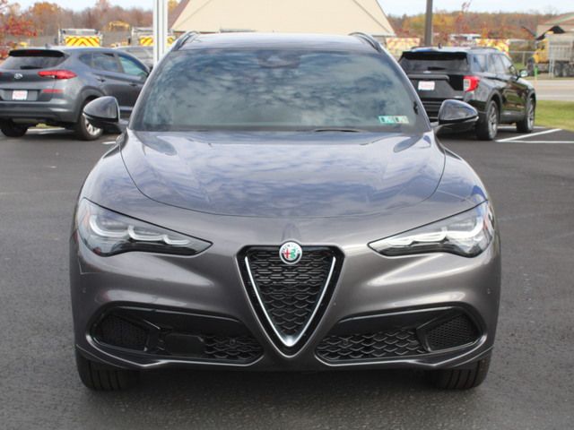 2024 Alfa Romeo Stelvio Ti