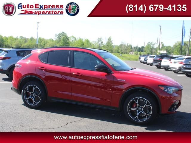 2024 Alfa Romeo Stelvio Veloce