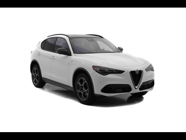 2024 Alfa Romeo Stelvio Ti