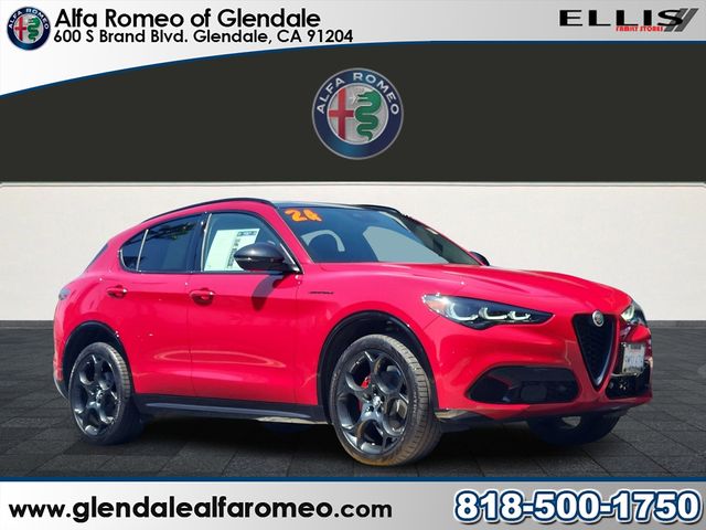 2024 Alfa Romeo Stelvio Competizione