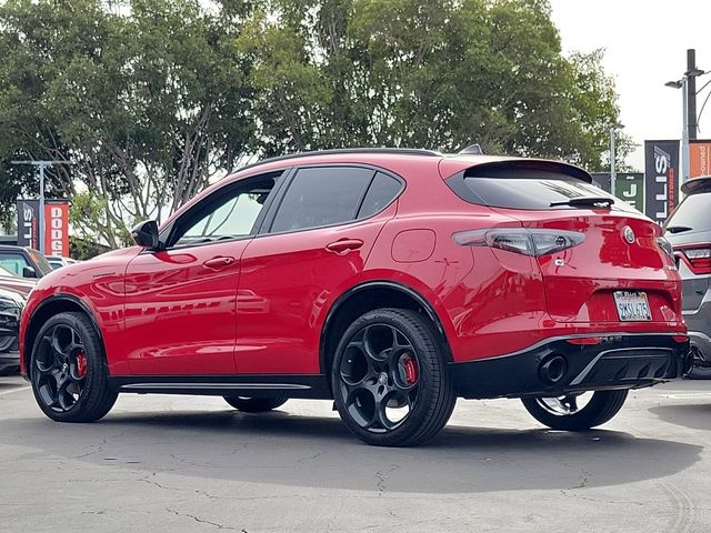 2024 Alfa Romeo Stelvio Competizione