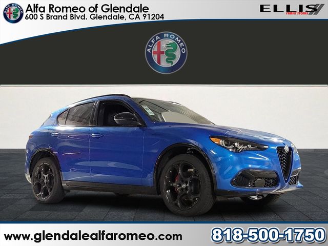 2024 Alfa Romeo Stelvio Competizione