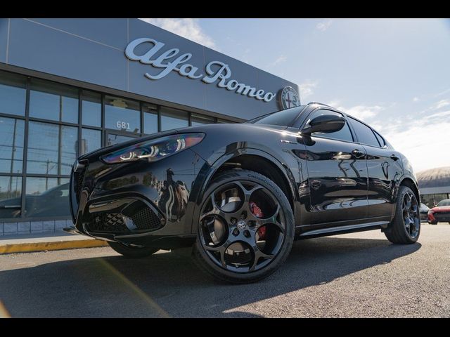 2024 Alfa Romeo Stelvio Competizione