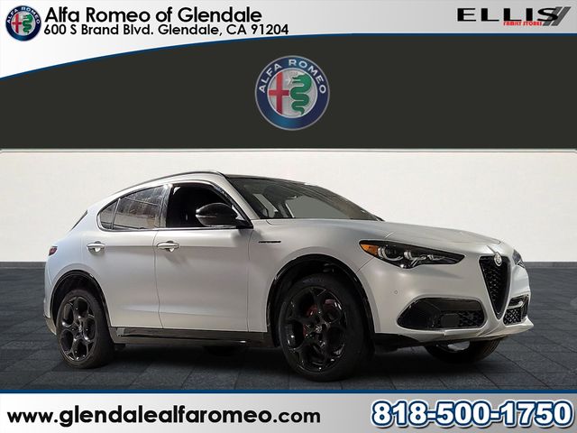 2024 Alfa Romeo Stelvio Competizione