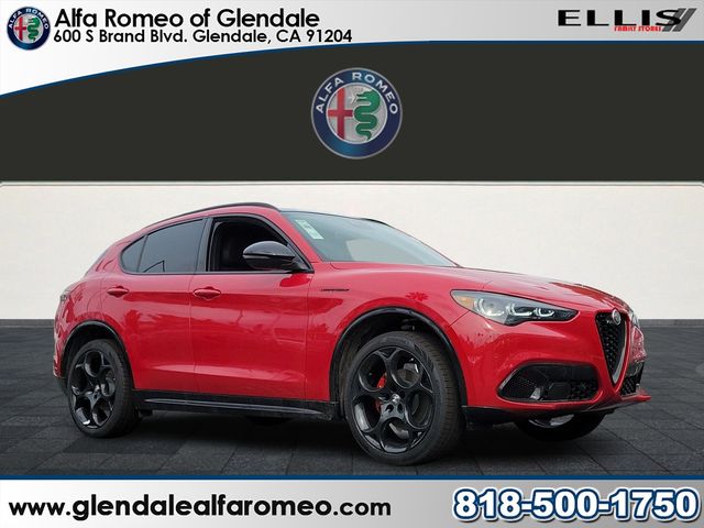 2024 Alfa Romeo Stelvio Competizione