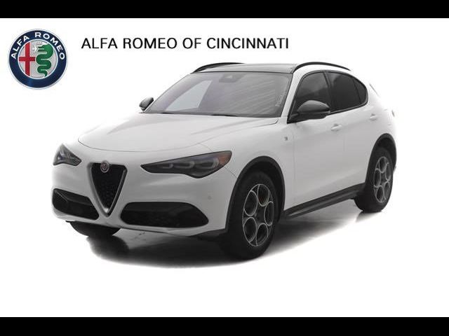 2024 Alfa Romeo Stelvio Ti