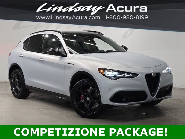 2024 Alfa Romeo Stelvio Competizione