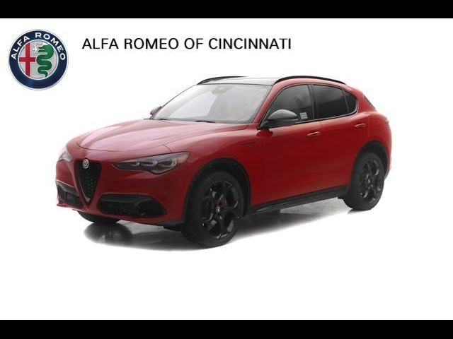 2024 Alfa Romeo Stelvio Competizione