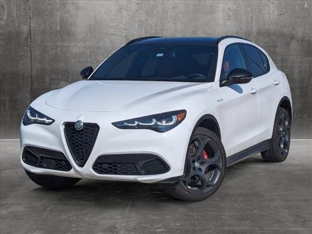 2024 Alfa Romeo Stelvio Veloce